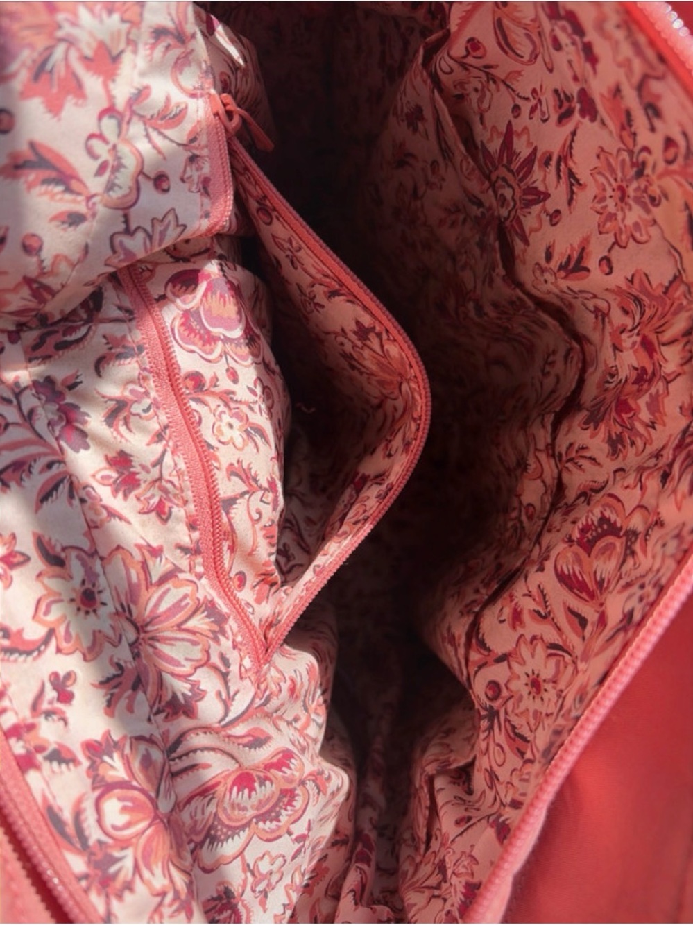 Women’s Vera Bradley Pink Floral Lined Tote Bag